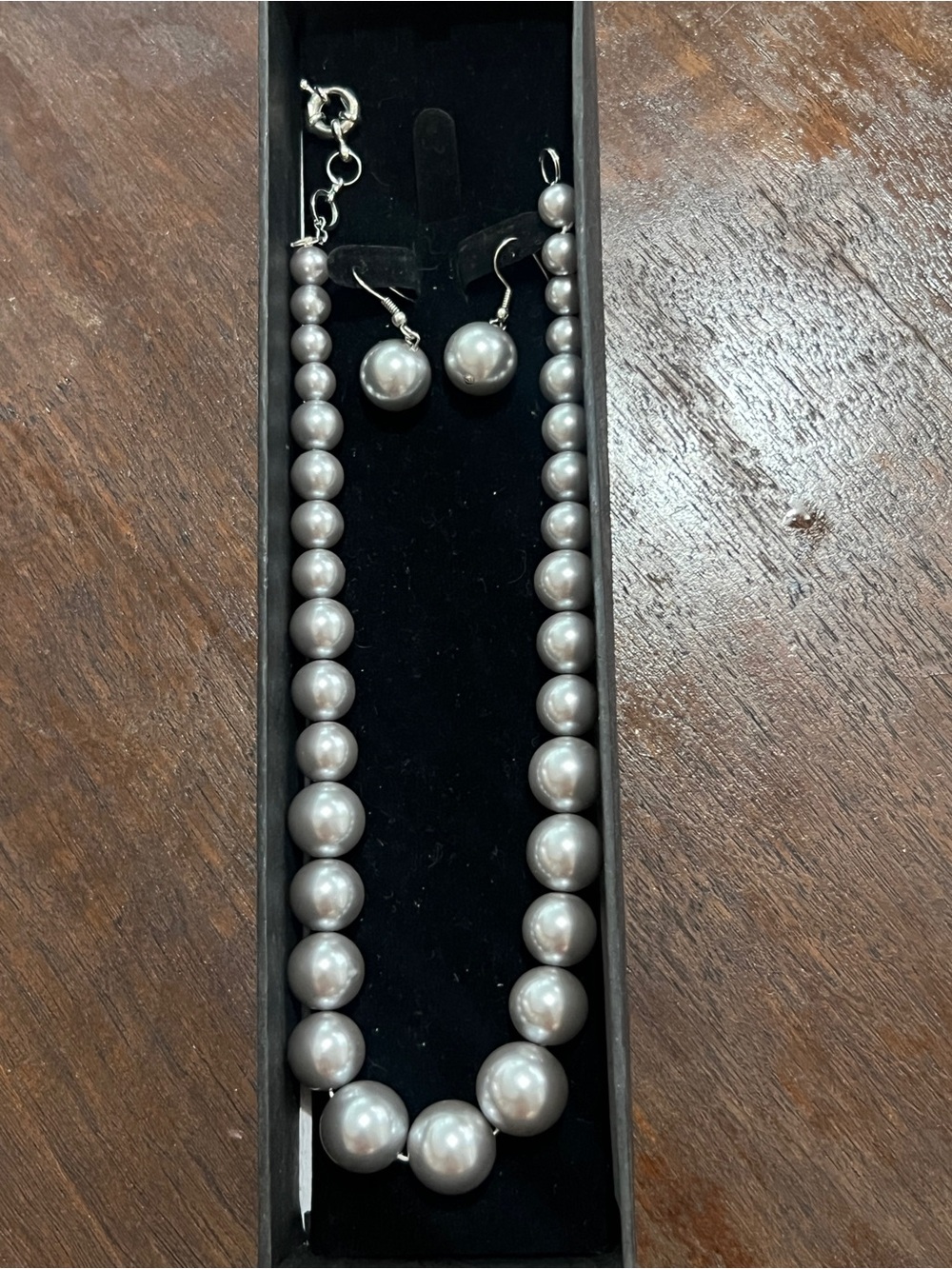 Classic Silver Pearl Necklace and Earrings Set